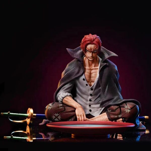 Figurine One Piece Shanks Rouge